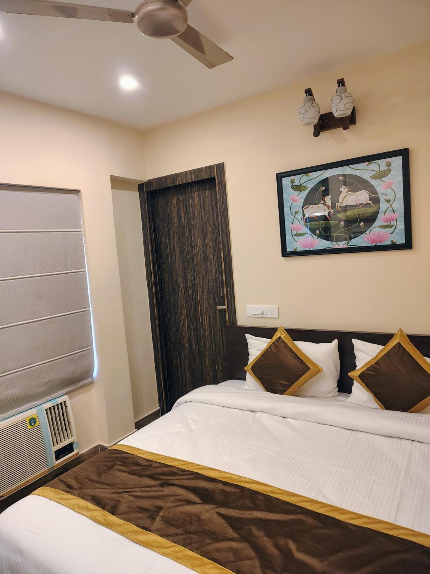 Puri Inn Варанасі Екстер'єр фото